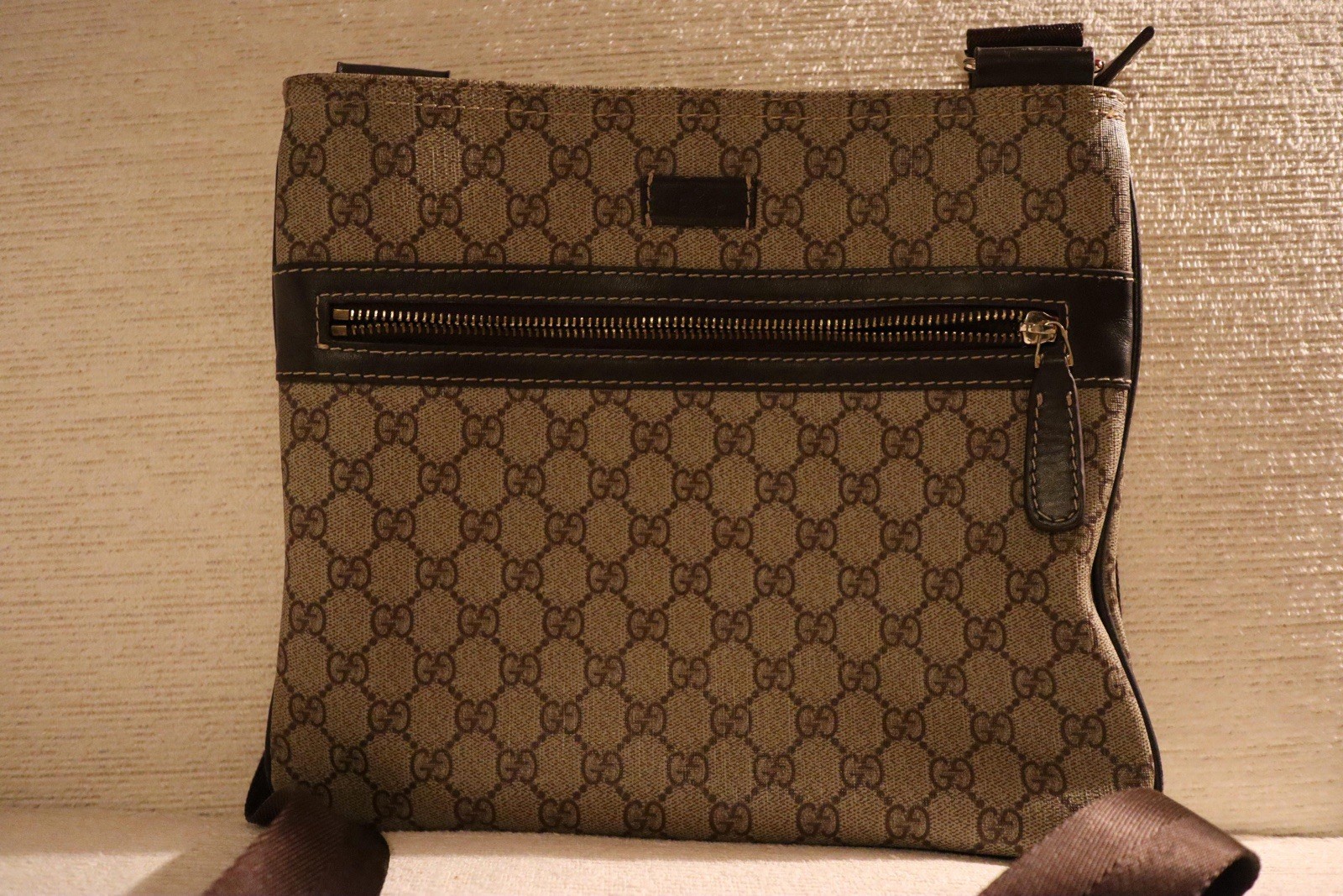 Gucci Monogram GG Supreme Flat Messenger Shoulder Crossbody Bag Chocolate thumbnail 2