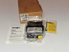Red Lion Controls   PAX2D000  Digital Panel Meter  PAX2D   New in Box