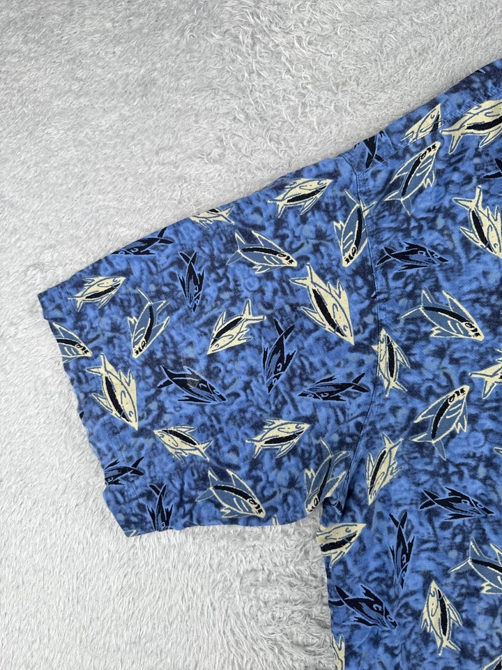 Royal Robbins Shirt Mens Extra Large Blue Fish AOP Hawaiian Rayon Blend Pocket - Изображение 3 из 4