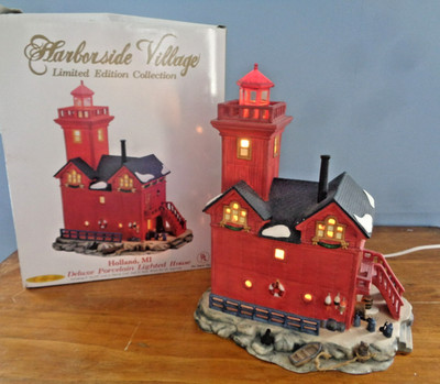 O'Well  Harborside Village ''Holland, MI'' Lighthouse Christmas Village 2002