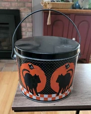 Vintage Halloween Independent Can Co. Balto Maryland Tin Candy Bucket