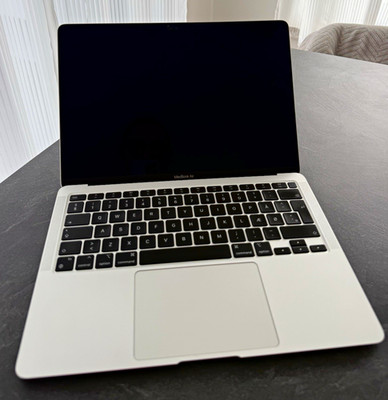 Apple MacBook Air 13,3'' (2020) Retina 2560x1600 M1 8GB 256GB SSD Silber