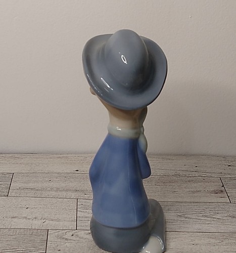 Cowboy Porcelain Figurine Fine Quality Lego Japan Blue White approx 7" tall - Picture 7 of 21