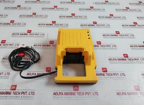 DeWalt DC9000 28V-36V 1 Hour Charger 120VAC 60HZ 2A
