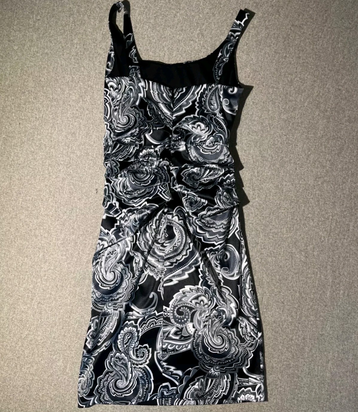 Picture 2 of 9