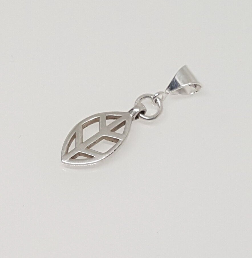 Gorgeous Solid Openwork Leaf Pendant 925 solid si… - image 5