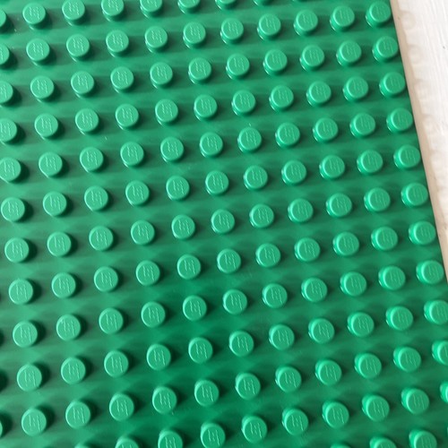 New LEGO Duplo Large 15"x15" Green Building Base Plate #2304 - Picture 5 of 11