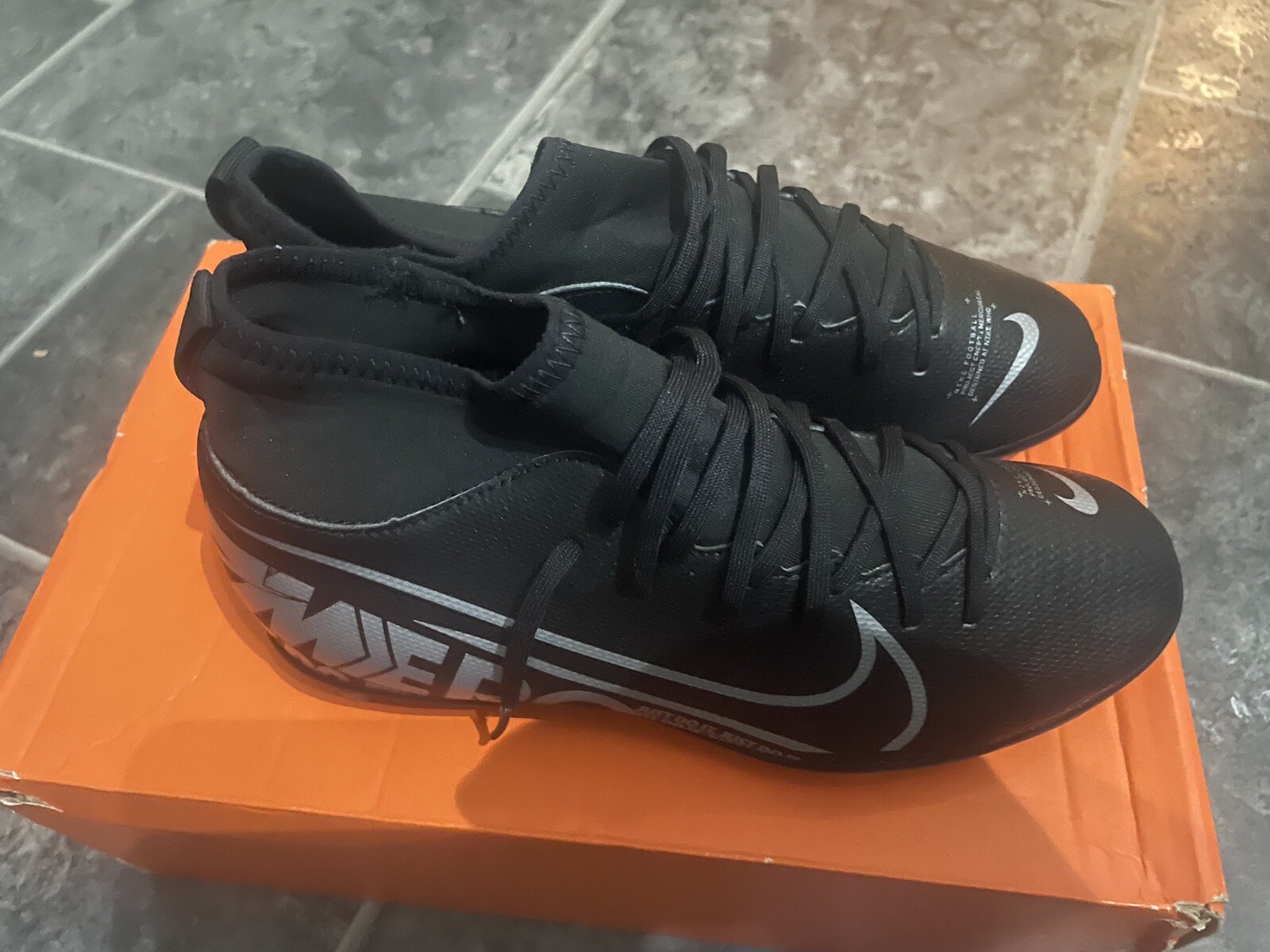 Nike Merc Size 5 Football Boots eBay