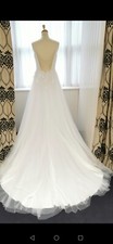 Ivory, soft tulle,brand new wedding dress uk size 10.
