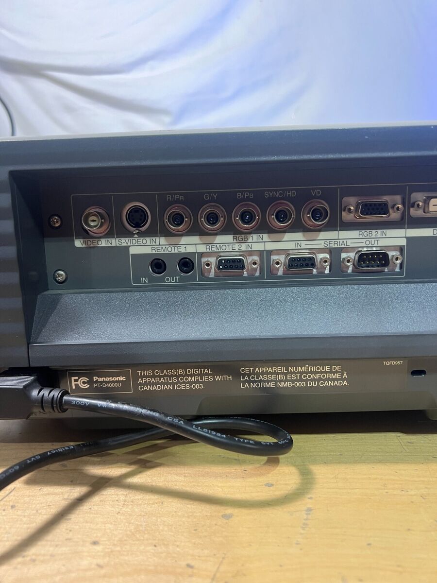 Panasonic PT-D4000U DLP Projector White Corded 1080i (FHD Panasonic PT-D4000U DLP Projector White Corded 1080i (FHD
