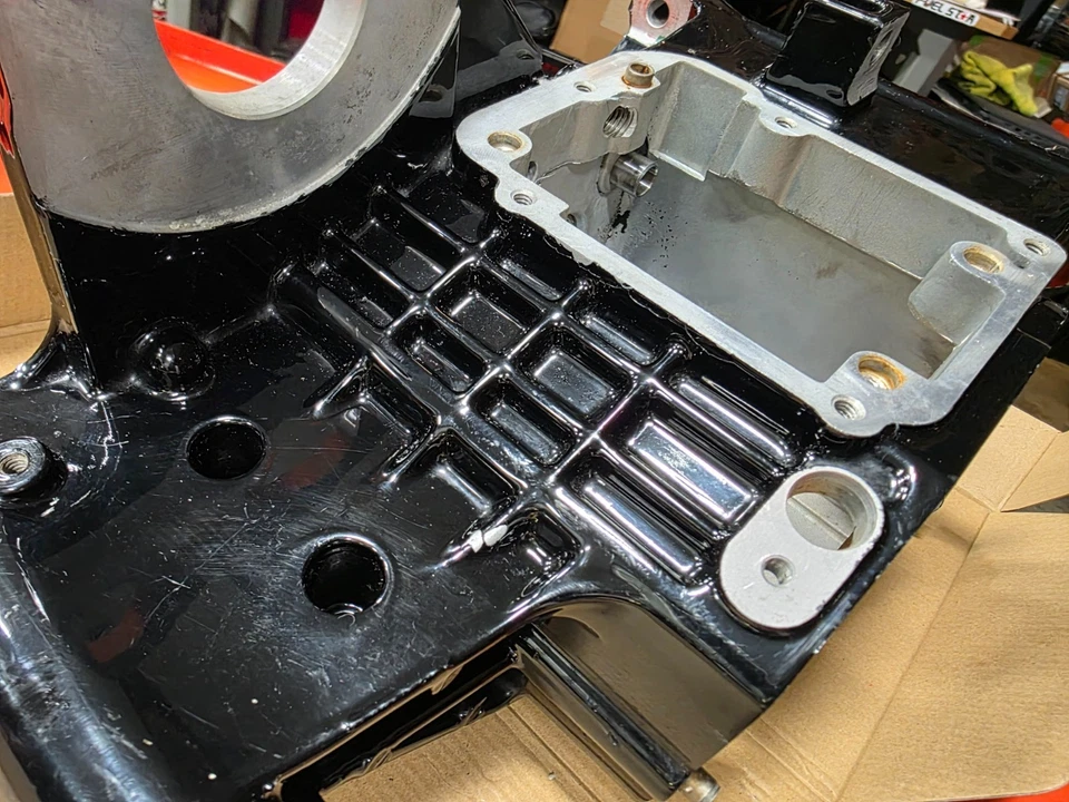 Harley Davidson Softail Heritage 经典胖男孩变速箱盒 — 第 4/4 张图片