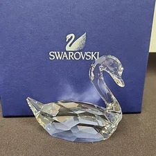 Swarovski Crystal SCS Figurine In Box Swan