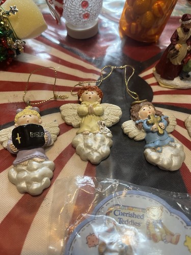 Vintage Christmas Figurines Display Ornaments Snowman Angels And More - Picture 8 of 11