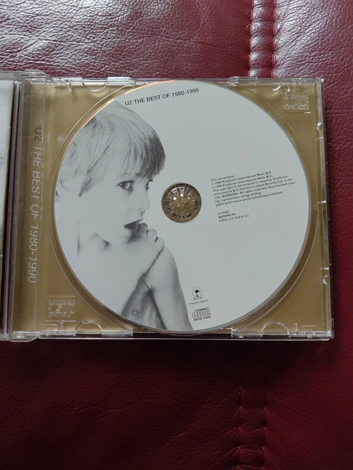 U2 The Best Of 1980-1990 CD Sehr guter Zustand - Bild 4 von 4