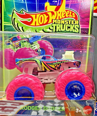 Hot Wheels Monster Trucks Glow in the Dark Rodger Dodger 1:64  Mint New Sealed
