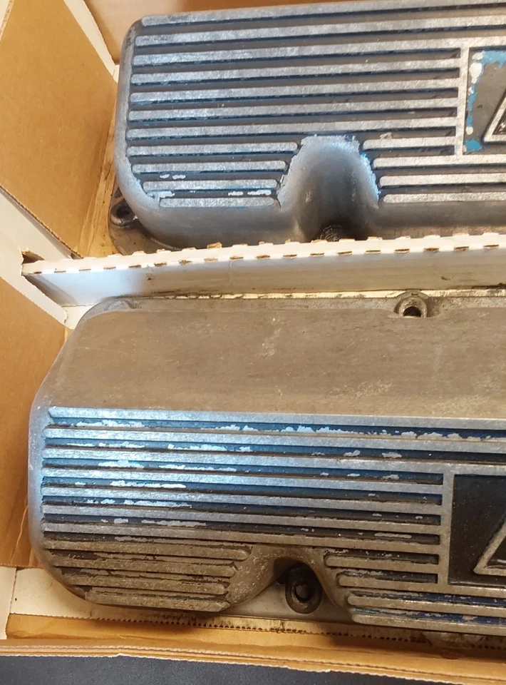 FORD - P/N 7214 - ALUMINUM VALVE COVERS PAIR WEIAND - Image 4 of 4