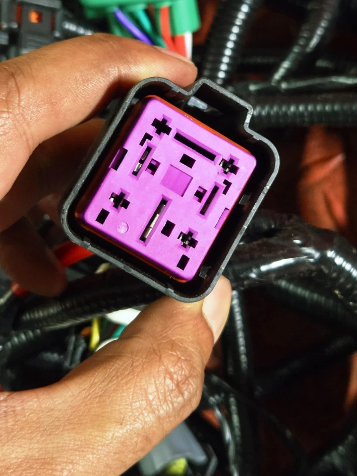 2003-2004 发动机线束福特 SD F250 F350 3C3Z12B637BA 1/30/03-9/29/03 — 第 4/4 张图片