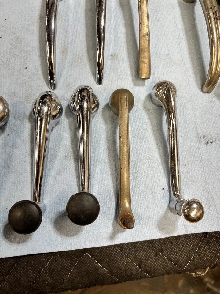 LOTE 1930’s 1940’s vintage manijas de puerta interiores manivelas Dodge Ford Plymouth Merc Foto 3 de 4