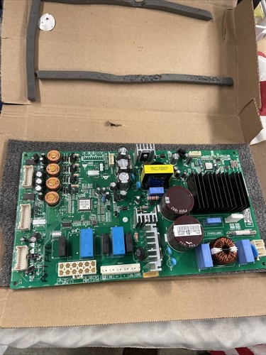 LG EBR73304210 Refrigerator Electronic Control Board - Picture 4 of 8