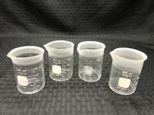 (4) PYREX Glass 100mL Low Form Std Duty Griffin Beaker Teflon Rim 1000T-100 B