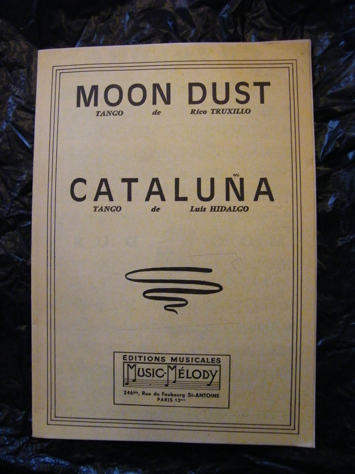 Partition Moon Dust Truxillo Cataluna Hidalgo
