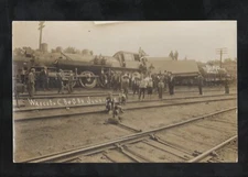 RP168 Real Photo Postcard RPPC Train Wreck 1909 C.B. and Q. Railroad