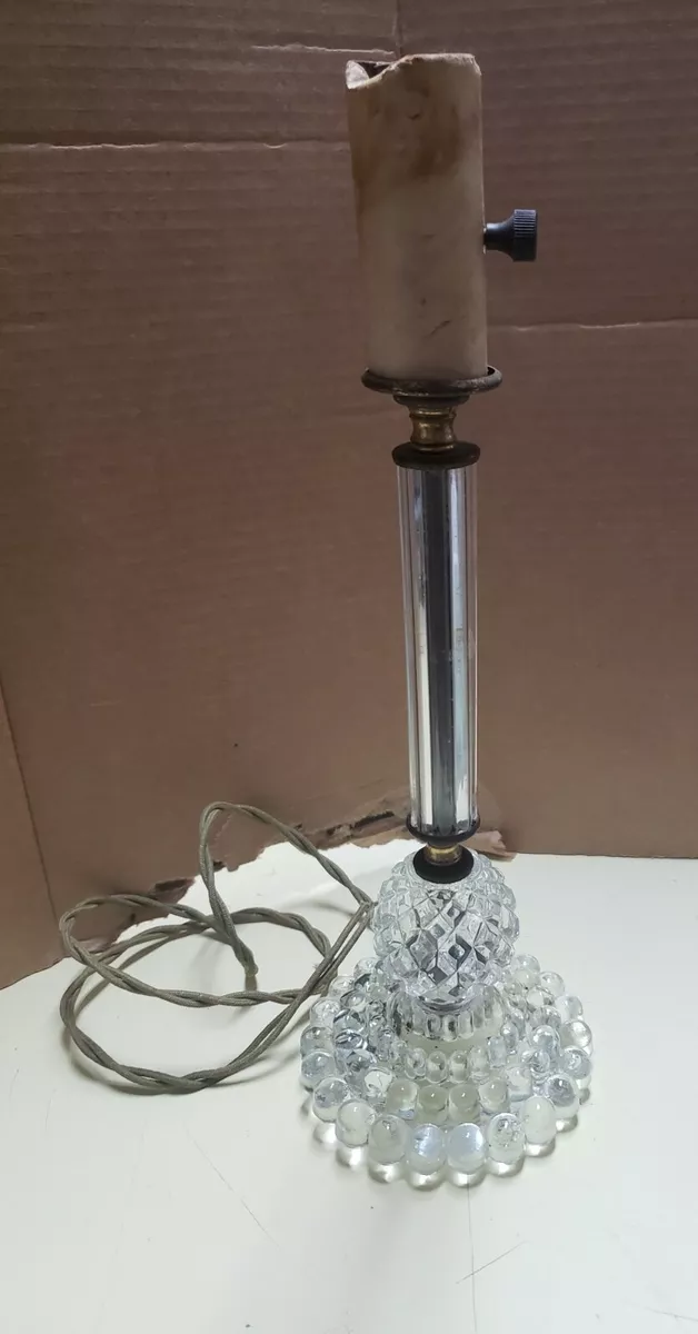 Vintage clear glass hobnail lamp deals