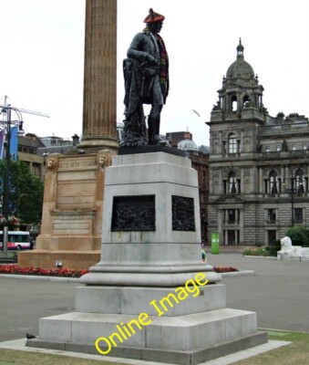 Foto 6x4 Rabbie Burns mit Tartan Schal und Mütze Glasgow In George Squ c2014