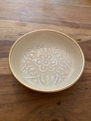 Boltze Schale Metall Mini Tablett Trinket Dish Untersetzer - gold creme