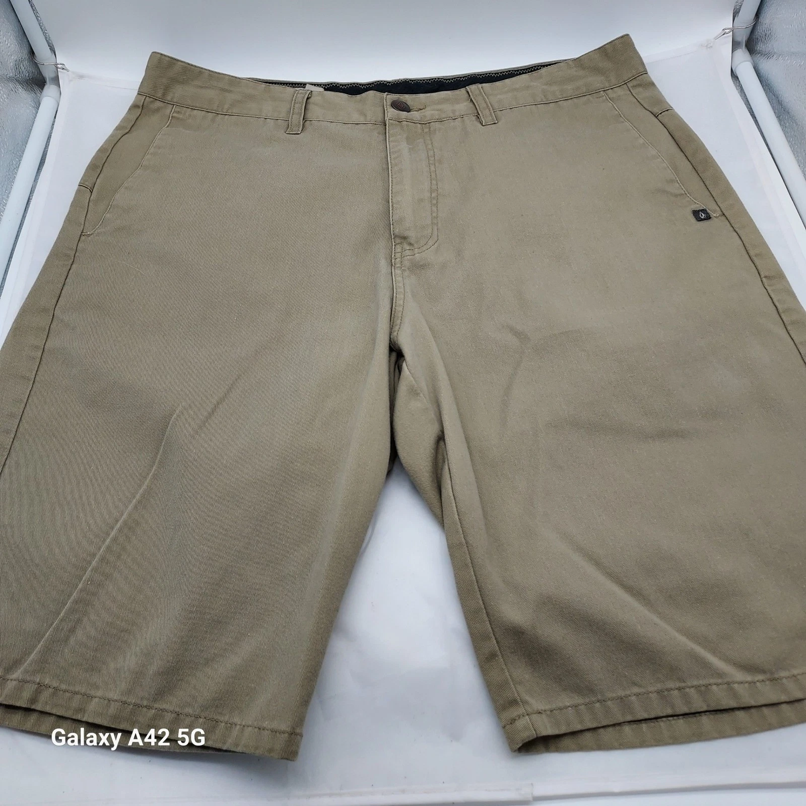 Volcom Mens Size 33 Khaki Casual Solid Cotton Polyester Shorts