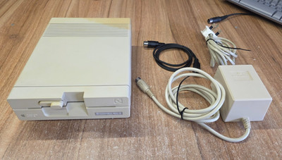 Commodore 1541-II Disc Laufwerk komplett getestet inkl. Netzteil und Kabel