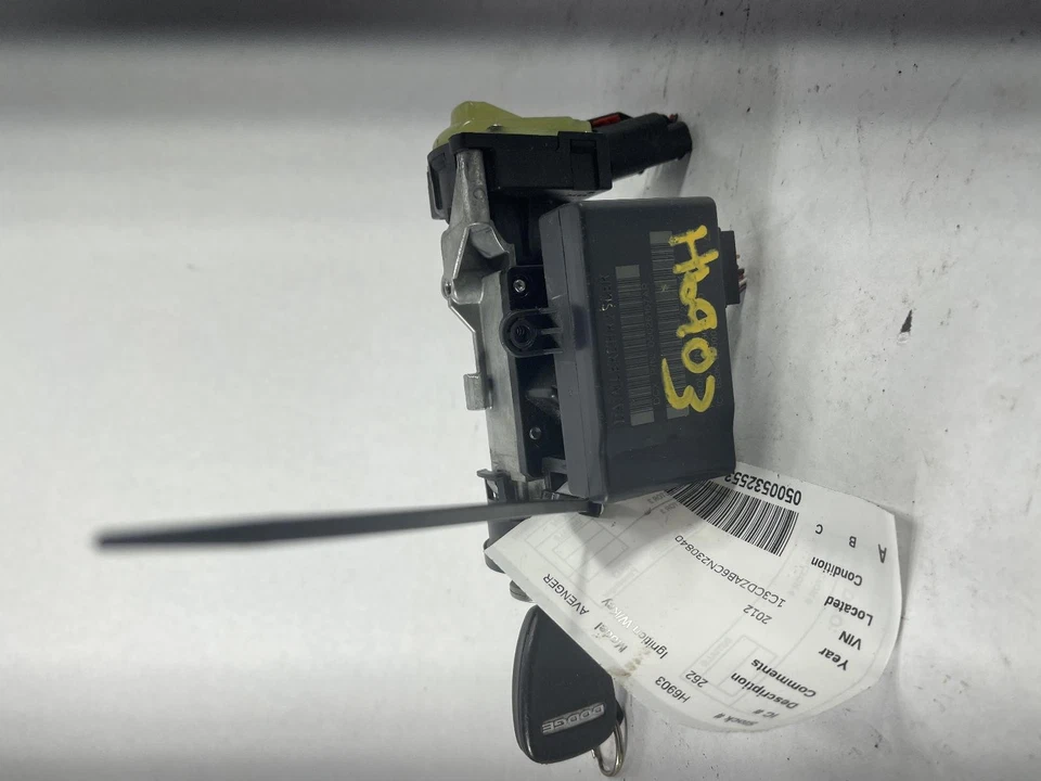 Interruptor de encendido usado se adapta a: Dodge Avenger Grade A 2012 Foto 3 de 4