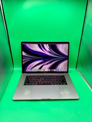 Apple MacBook Pro 15'' 2017 A1707 i7-7820HQ 16GB RAM 512GB SSD AMD Radeon Pro 560