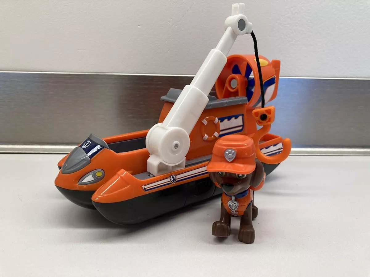 Paw Patrol Ultimate Rescue - Zuma's Ultimate Rescue Hovercraft with Moving  Propellers and Rescue Hook, for Ages 3 and Up