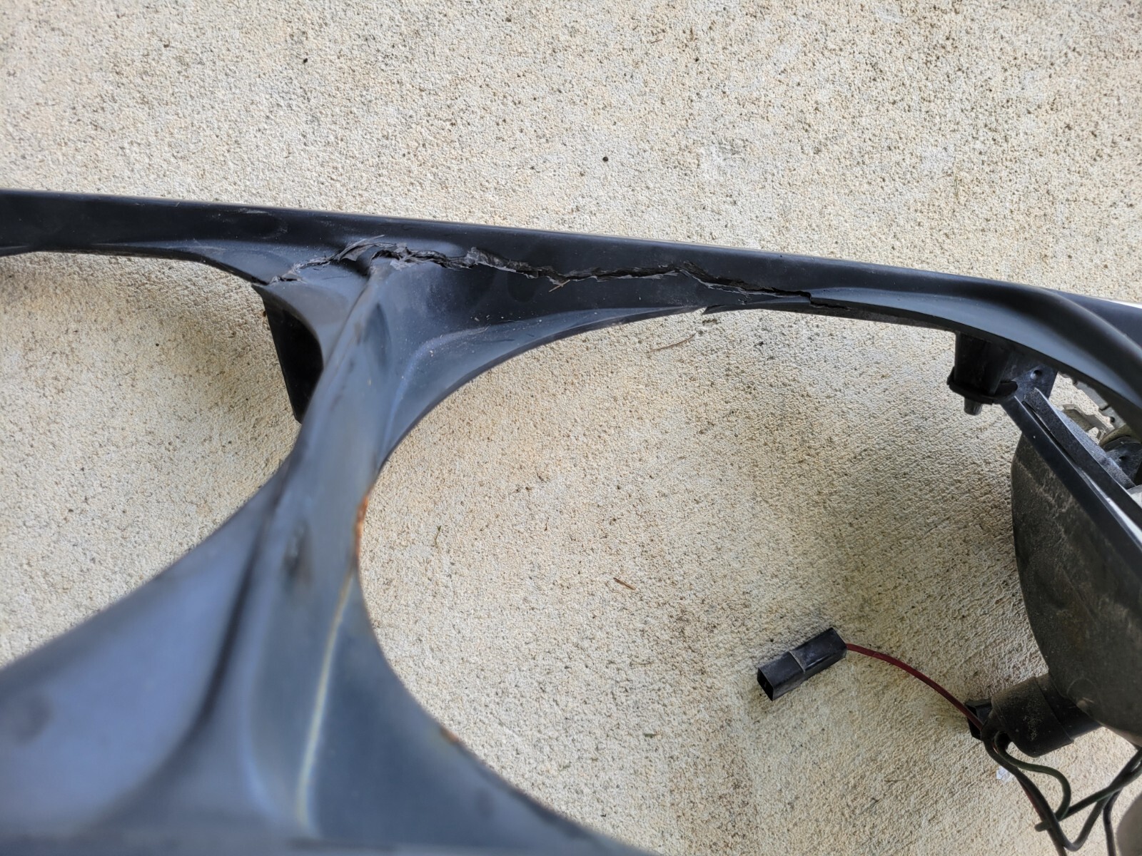 OEM HEADLIGHT TRIM SURROUND PART WITH CHROME TRIM Left , BENTLEY TURBO R