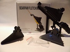 BEARPAW Befiederungsgerät Deluxe II 1 2 o. 3 Klammern rechts links o. gerade.