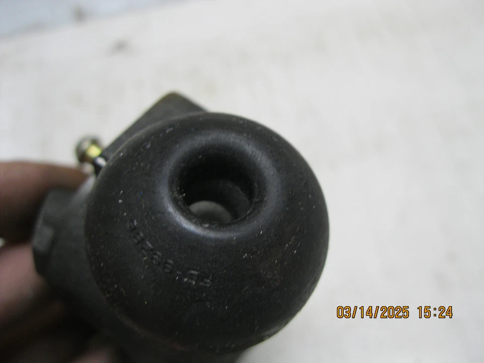 Drum Brake Wheel Cylinder Rear-Left/Right Bendix 33769 Foto 4 de 4