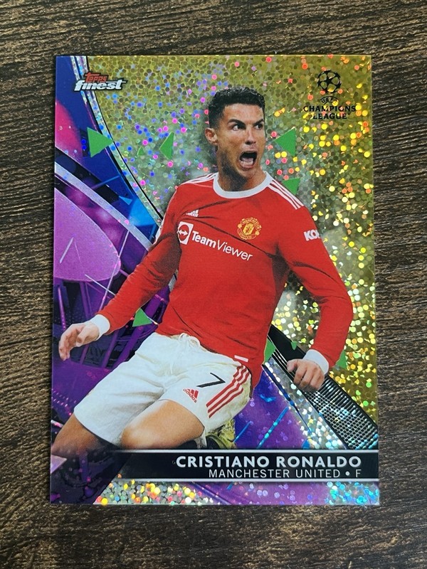 2021-22 Topps Finest Uefa - Cristiano Ronaldo #100 Gold Sparkle /50