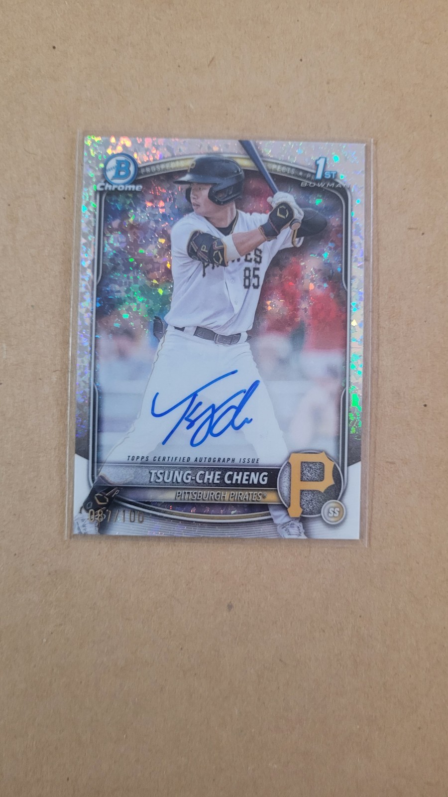 TSUNG-CHE CHENG 2025 BOWMAN CHROME 1ST MINI DIAMOND PIRATES AUTO /100 Q3562