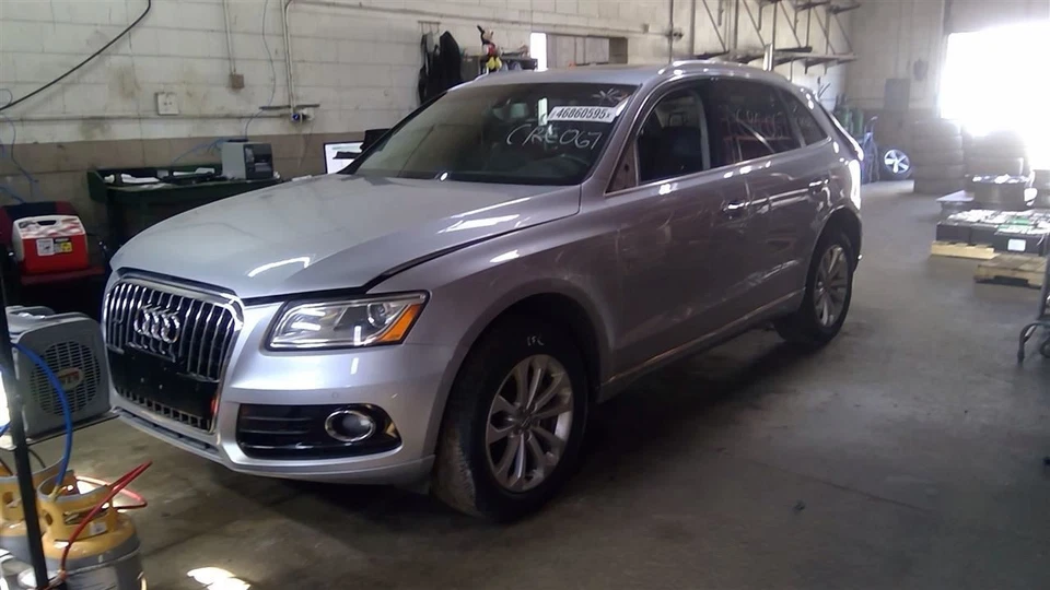 AC Compressor Fits 17-20 AUDI A4 11554038 - Image 2 of 4