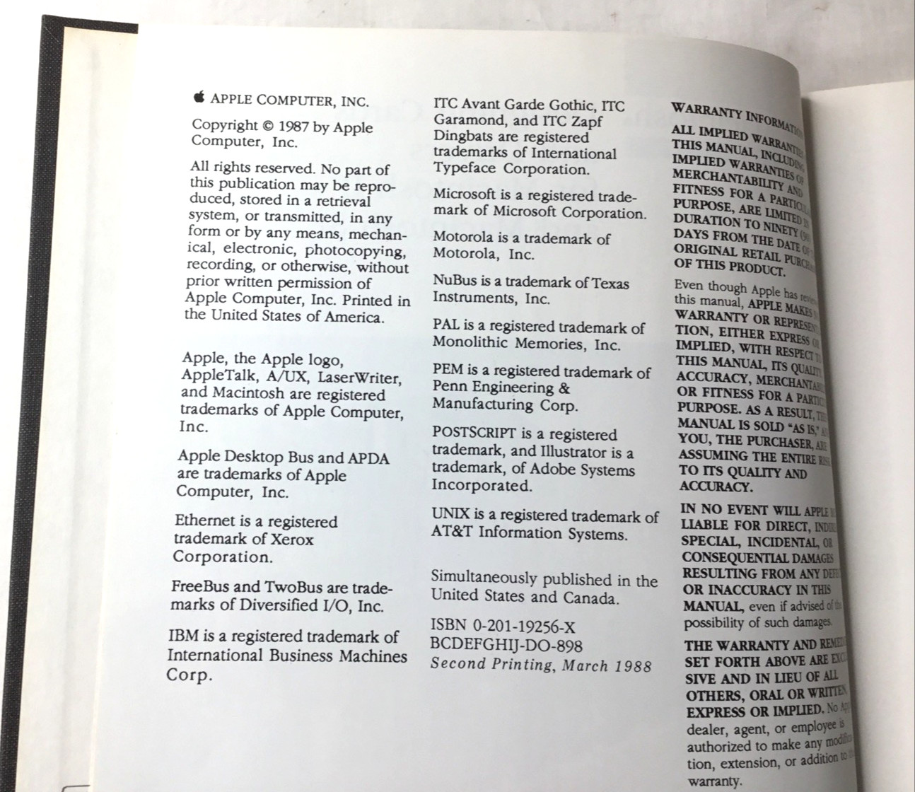 как выглядит Apple Inside Macintosh Designing Cards Drivers Macintosh II SE 1987 HC/DJ фото