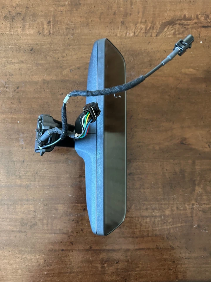 Espejo retrovisor inteligente con cámara Subaru OEM 2025 Forester Touring Foto 4 de 4