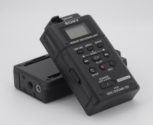 Near Mint-Sony HVR-MRC1 Memory Recording Unit With 32GB CF Card - Photo 6 sur 20