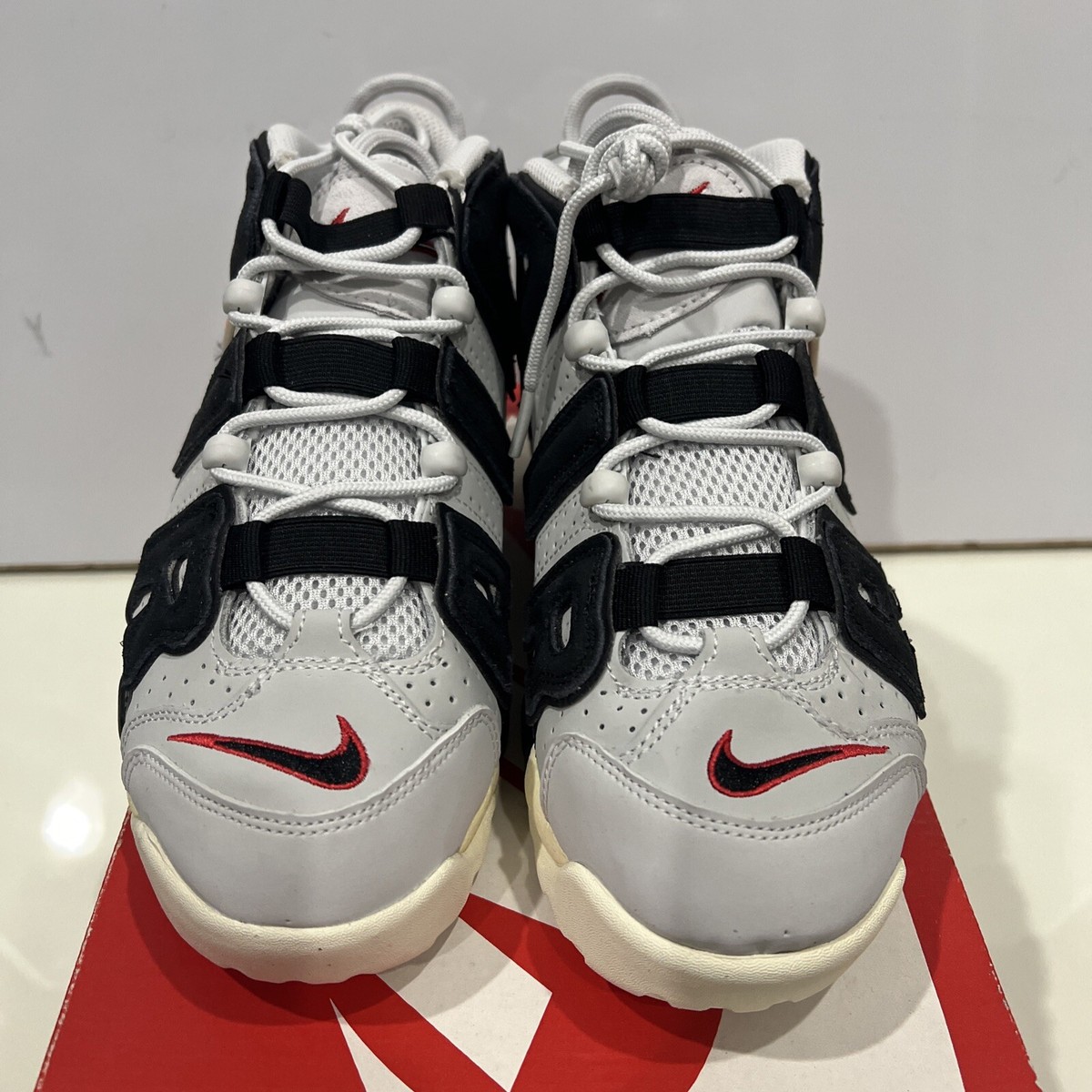 AIRMOREUPTEMPO グレー28.5cm s-l400.jpg