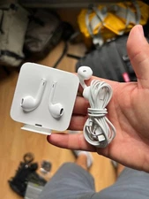 Apple EarPods with Lightning Connector In Ear Canal Headset - White