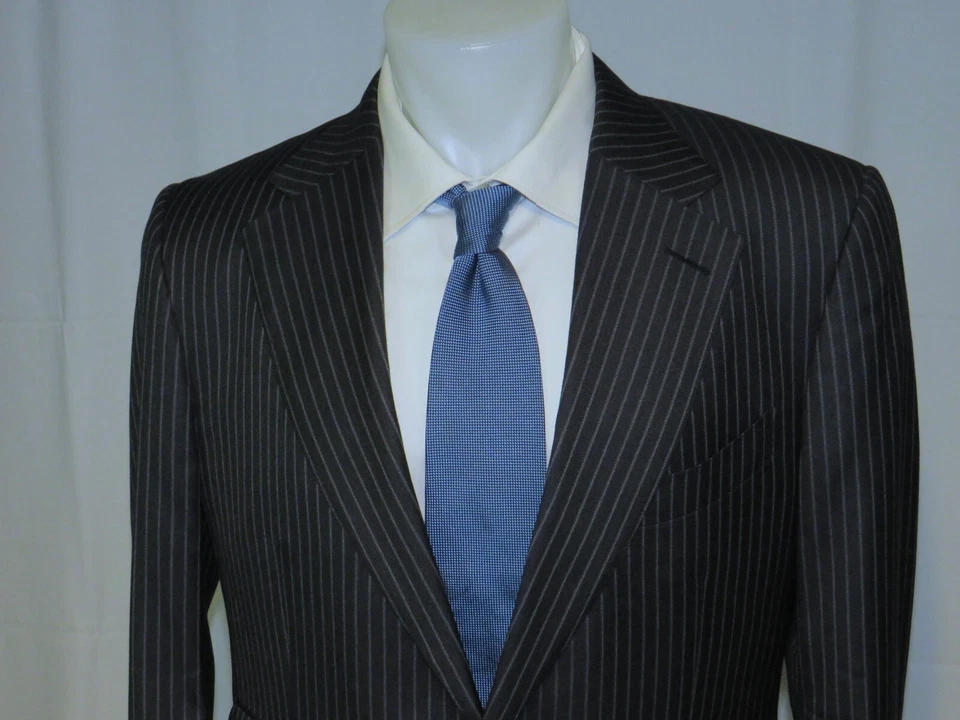 Tom Ford Base A Windsor 黑色条纹桑蚕丝混纺双纽扣套装 44R — 第 4/4 张图片