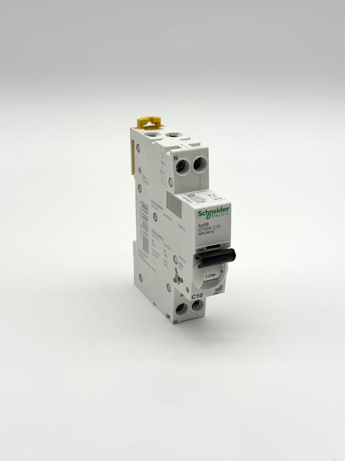 Disjoncteur Schneider Acti9 iDT40N 10A 1P+N Courbe C appareillage haut de gamme
