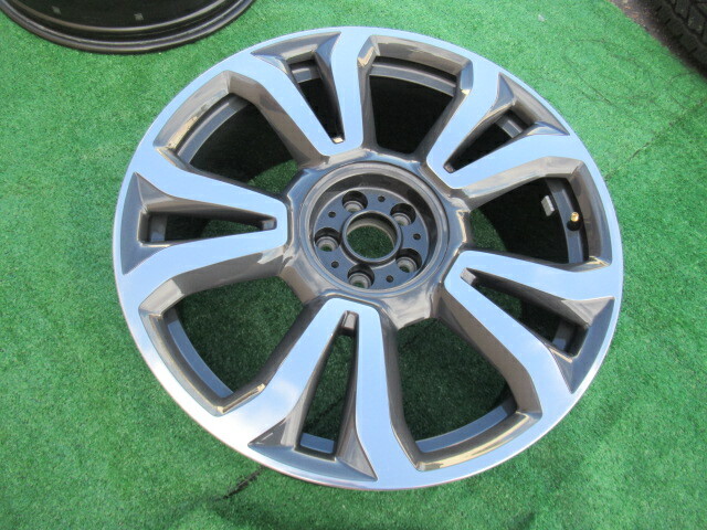 (1) ROLLS ROYCE CULLINAN OEM FACTORY 22" REAR WHEEL RIM 6884707 POLISHED/GREY