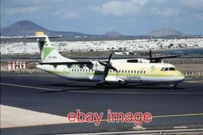 FOTO FLUGZEUG EC-HBU ATR72 BINTER ARRECIFE 04-04-2005