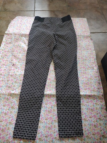 Damen süße Leggings Top Modemarke Größe L.